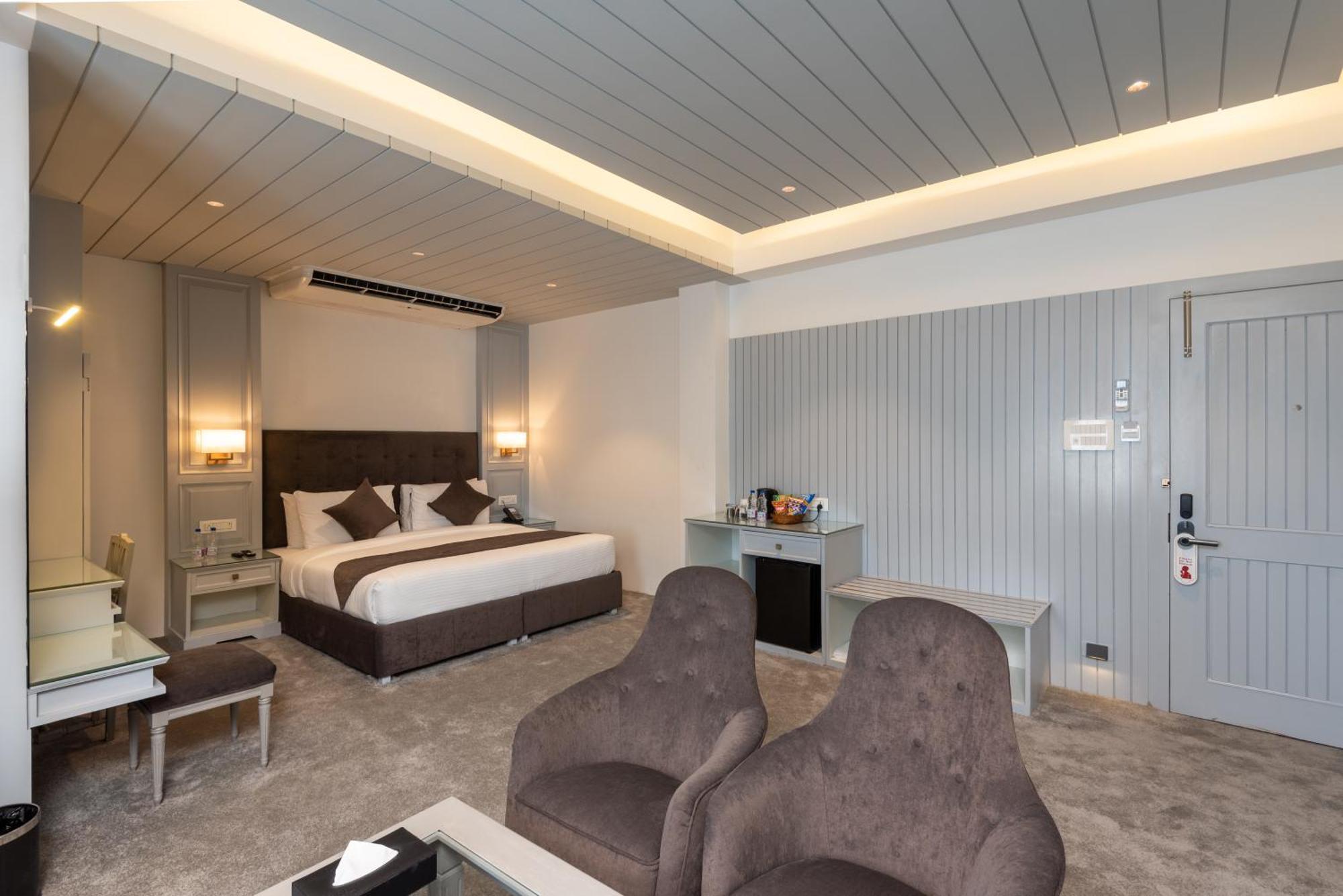 Hotel Grand Boulevard Durgjan Екстериор снимка